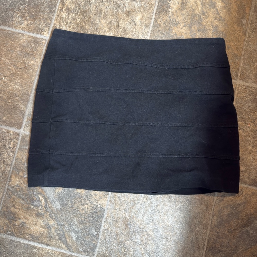 Chic Black Mini Skirt